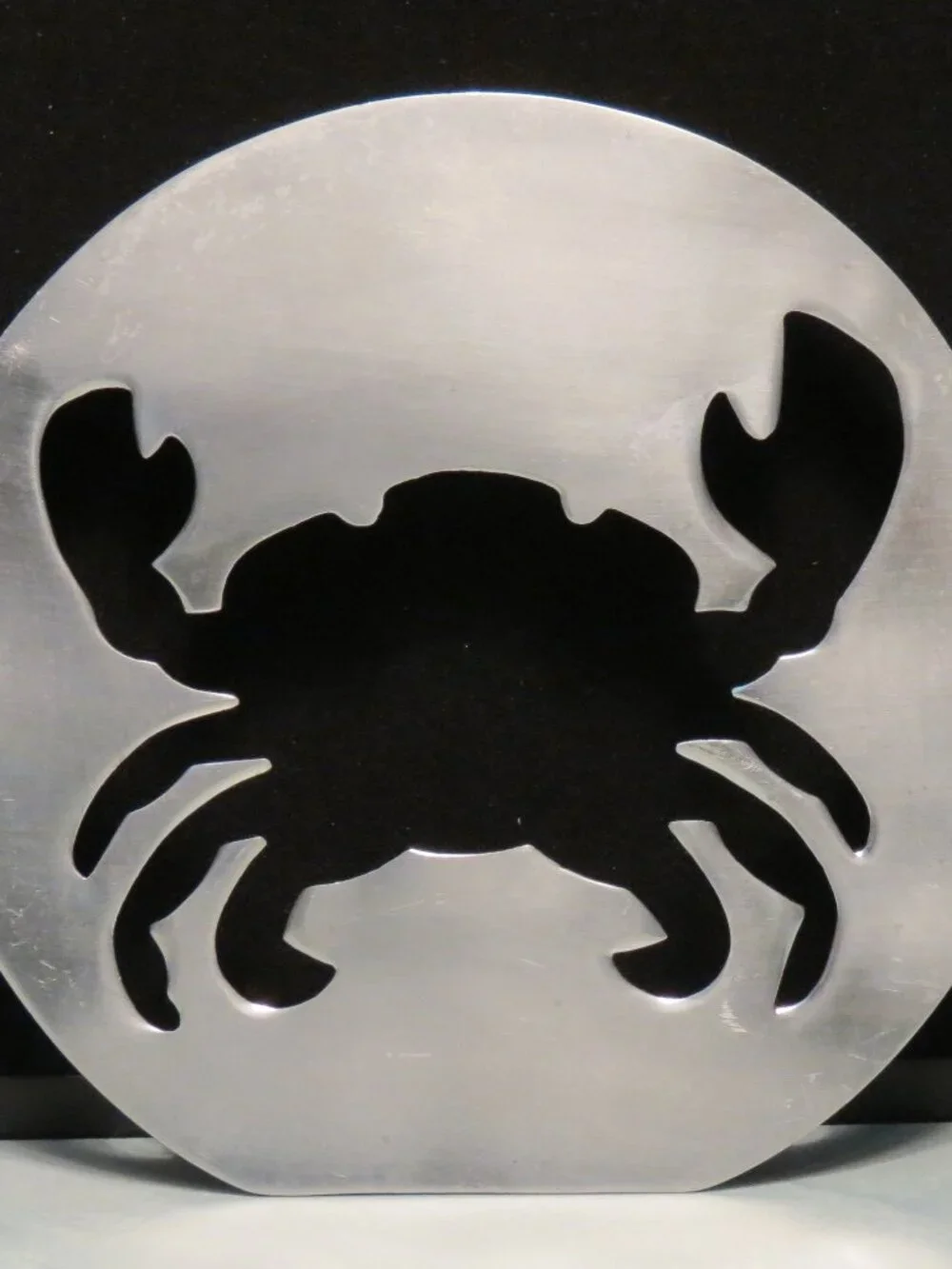 Crate & Barrel Crustacean Crab Footed Trivet 8 in Shiny Rustic Silver Aluminum